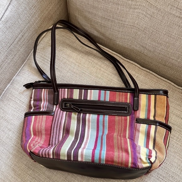 Giani Bernini Multi Compartment Striped Vegan Handbag Zipper & Magnetic Snap EUC - Picture 2 of 10